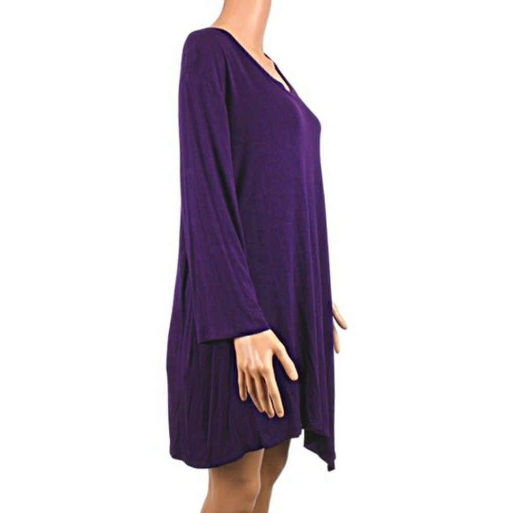 Top ¾ Sleeves Asymmetrical Hem Button Accent Scoop Neck Stretchy Purple Size 3X - Picture 2 of 6